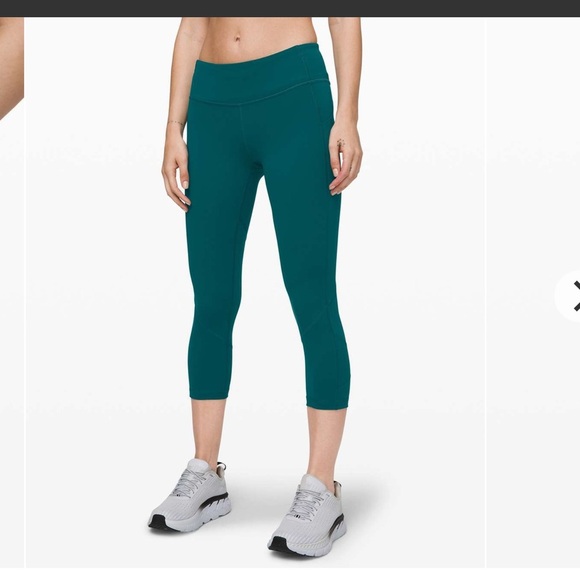 Lululemon Pace Rival Crop Full-On Luxtreme 22"
Emerald size 4 - Picture 1 of 8